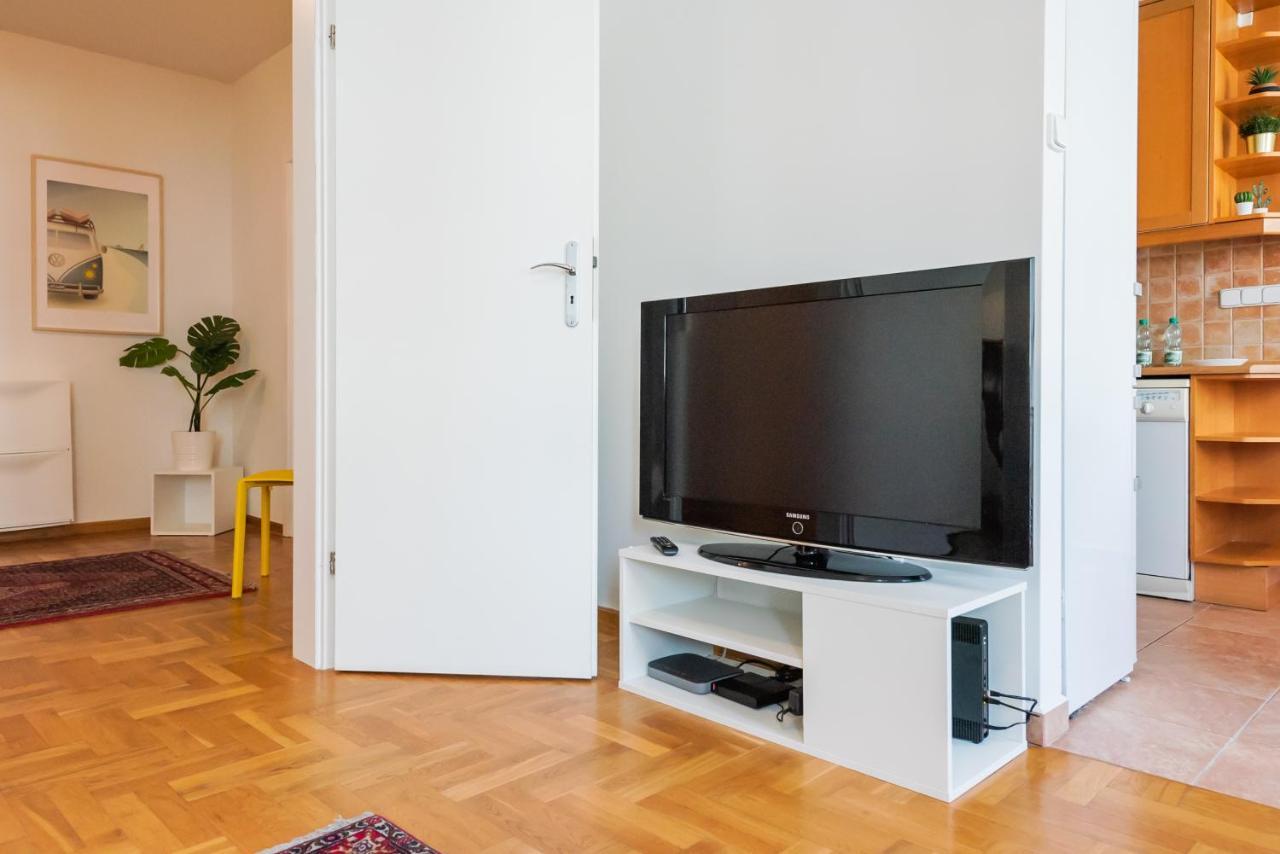 New Town Spacious Apartment Warsaw Exterior photo